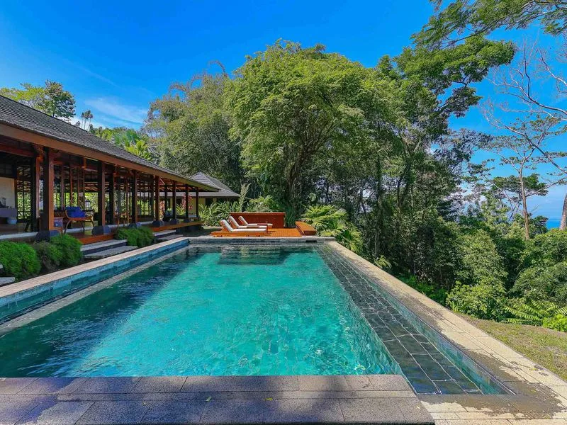 24 Bed Hotel / Leisure For Sale in Dominical, photo 2