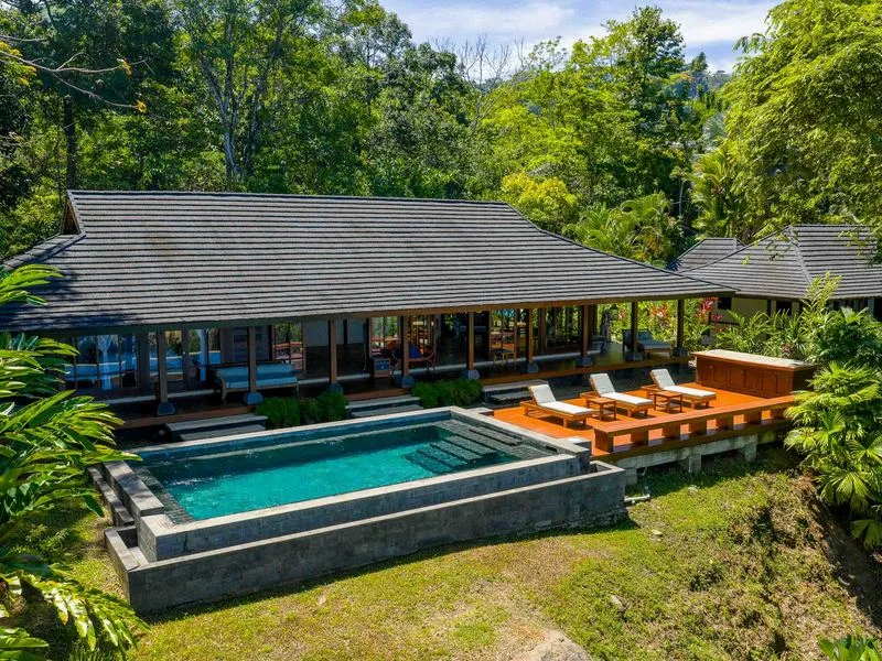 24 Bed Hotel / Leisure For Sale in Dominical, photo 3
