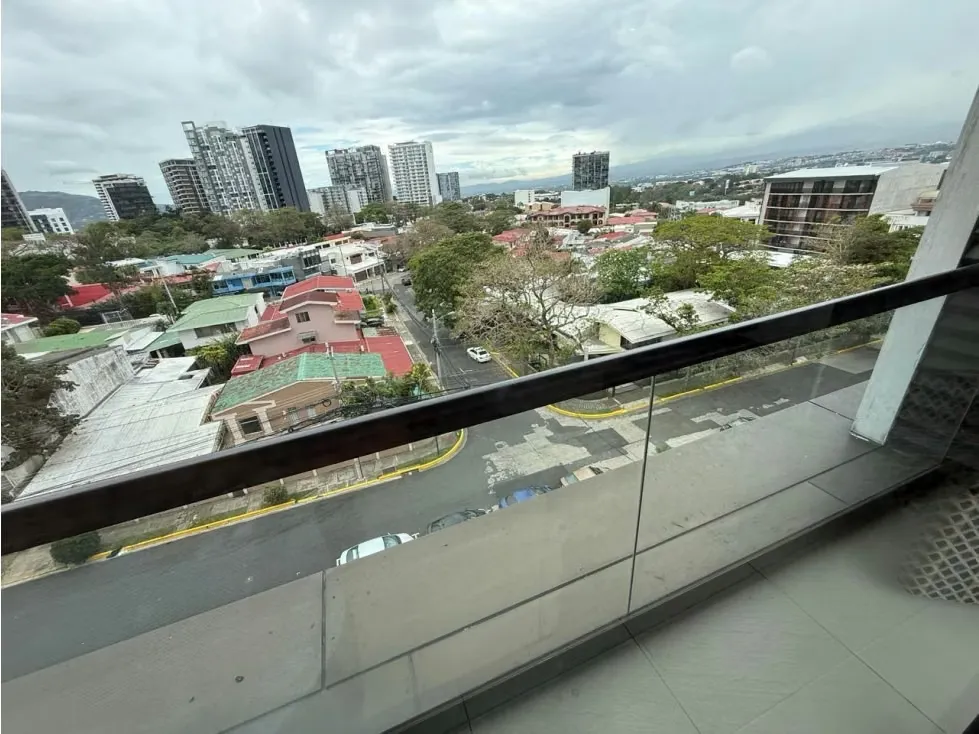 Localizado en el pulmón de la capital cerca de la joya metropolitana, bancos restaurantes y centros ..., photo 2