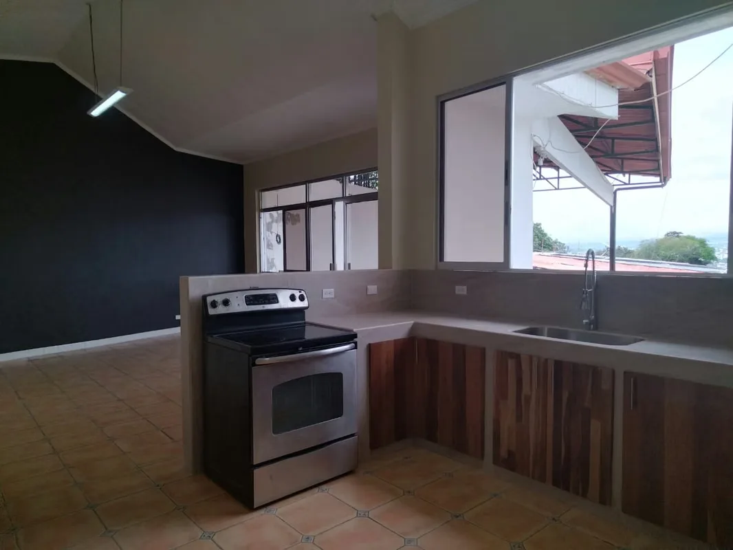 ¡Estrene apartamento en una de las zonas más tranquilas, seguras y agradables de Escazú!