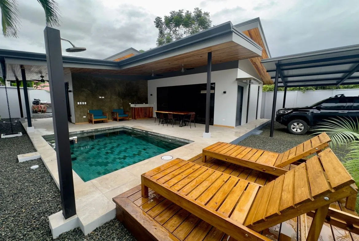 STUNNING 2-BEDROOM HOME IN TRANQUIL COMMUNITY – CLOSE TO MARINO BALLENA NATIONAL PARK – 0.11 ACRES, photo 12