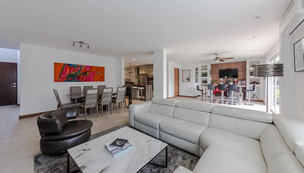 Casas en Venta en Escazú
