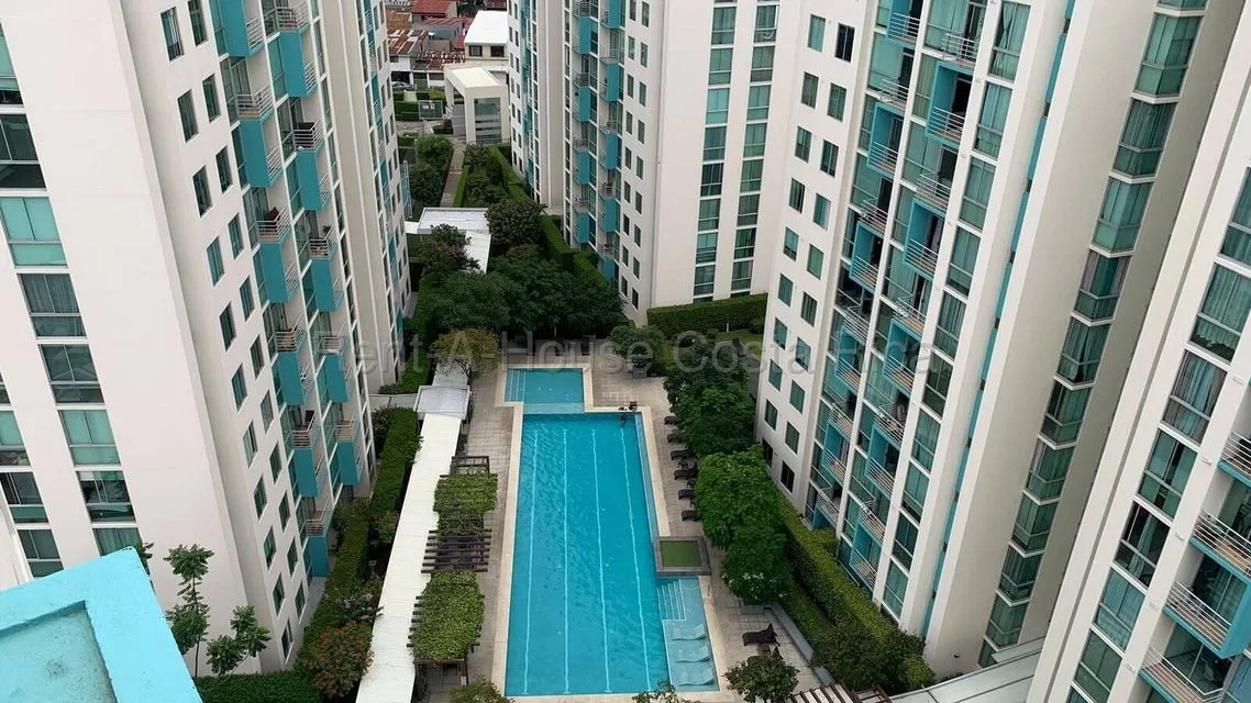 Venta de Apartamento en Hatillo, San José. - Venta en San José