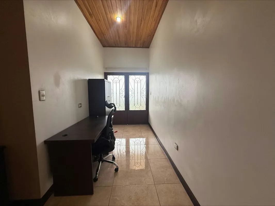 Casa en alquiler de una planta, amplia sin muebles ubicada en San Pedro de Poas de Alajuela, a 2 km sur de la Escuela Pedro Aguirre., photo 11