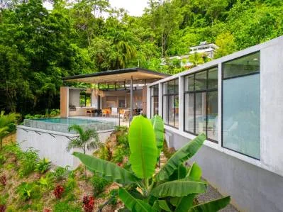 Casa La Artista - Elegante y moderno refugio con vistas al mar y a la montaña en Ojochal, photo 6