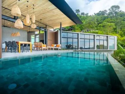 Casa La Artista - Elegante y moderno refugio con vistas al mar y a la montaña en Ojochal, photo 8