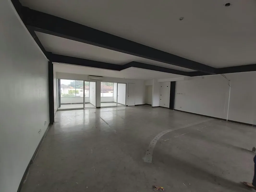 Office space for rent in a shopping center in Lindora, photo 6