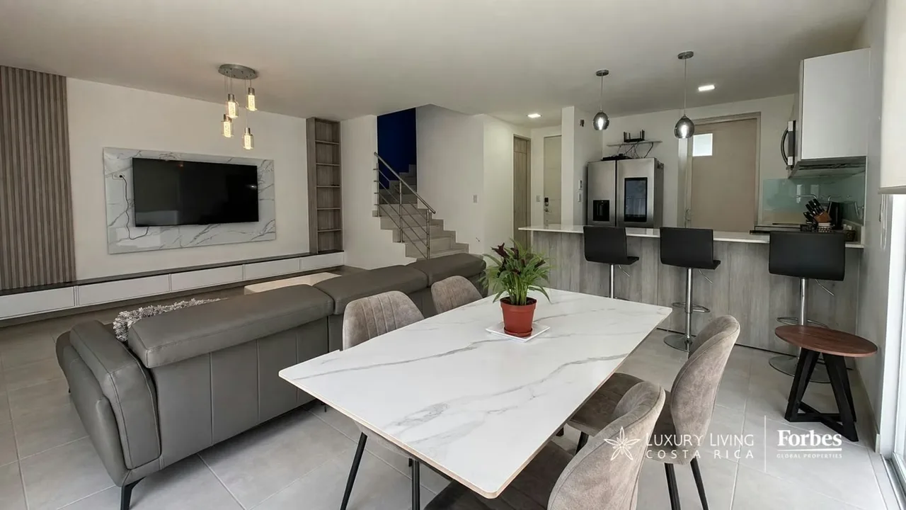 21527 - Three bedroom house for rent with an office and garden in San Antonio de Belén, photo 9