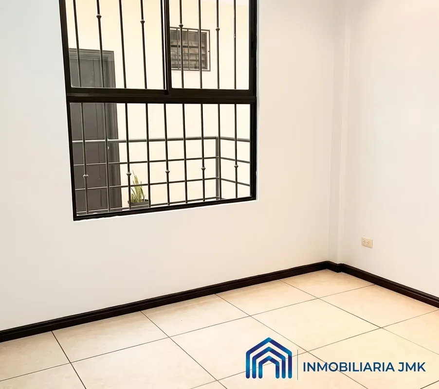 Excelente apartamento ubicado en el Condominio La Rivera de Rohrmoser, disponible exclusivamente para inversión (cuenta con inquilino ..., photo 3