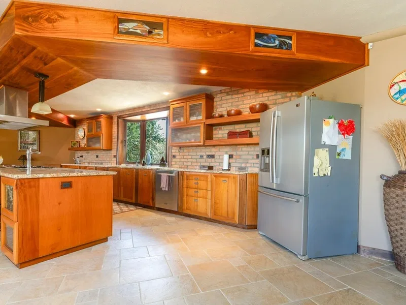 7 Bed Single Family Homes For Sale in Hermosa, photo 7