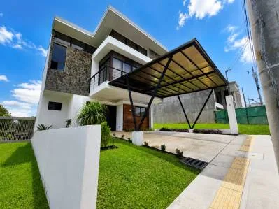 Alquiler Casa Condominio Altana