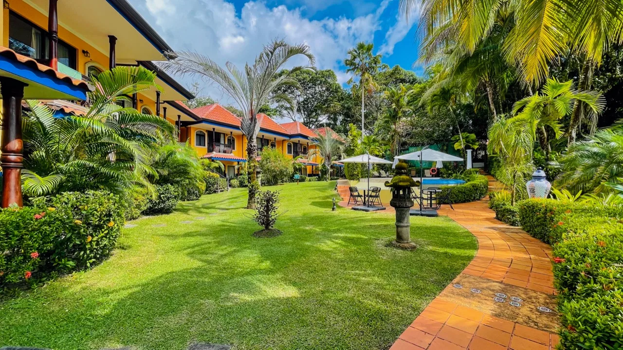 ONE OF A KIND LUXURY BOUTIQUE HOTEL WITH OCEAN AND JUNGLE VIEWS, photo 11