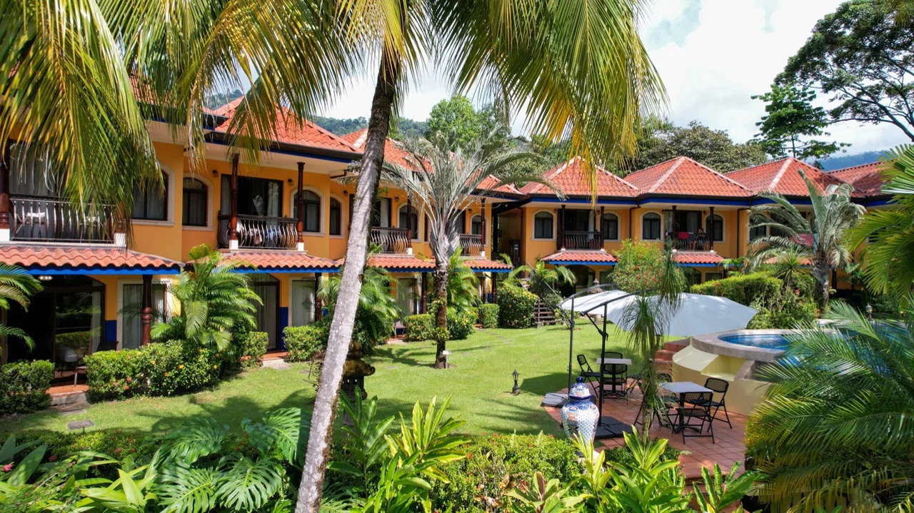 ONE OF A KIND LUXURY BOUTIQUE HOTEL WITH OCEAN AND JUNGLE VIEWS, photo 13