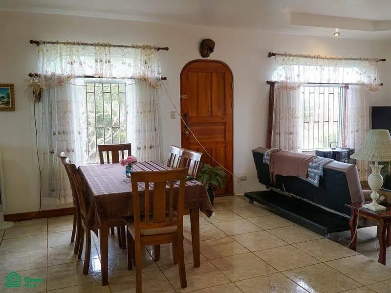 0.2 ACRES – Casa de 2 habitaciones en San Isidro!, photo 2