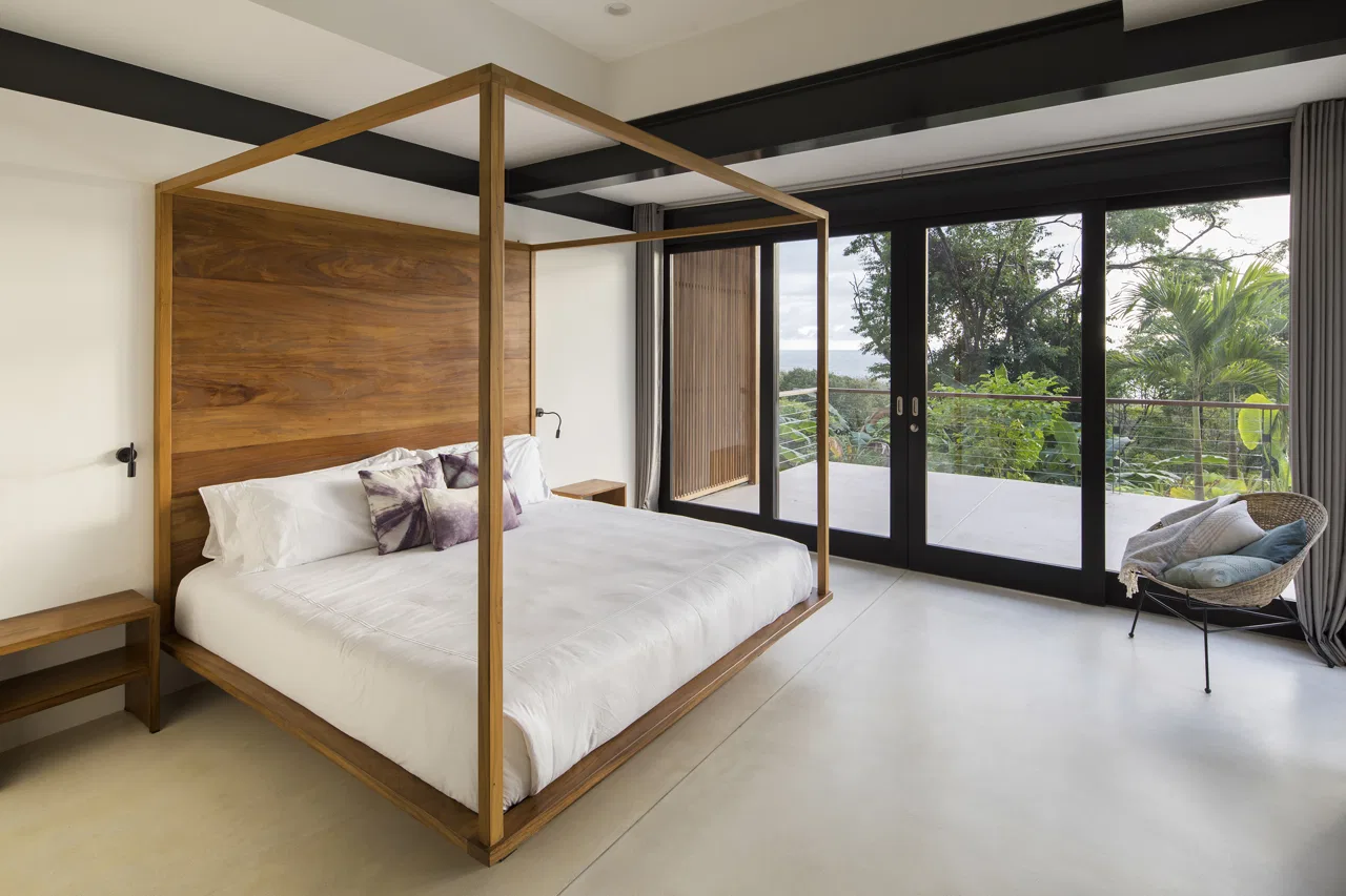 Exclusive Beachside Paradise: Santa Teresa Home by Award-Winning Architect, photo 10