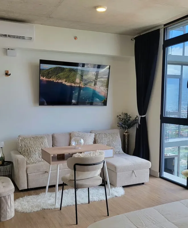 Y eso es Secrt Escalante, la torre residencial más icónica del Gran Área Metropolitana. Inspirada en ...