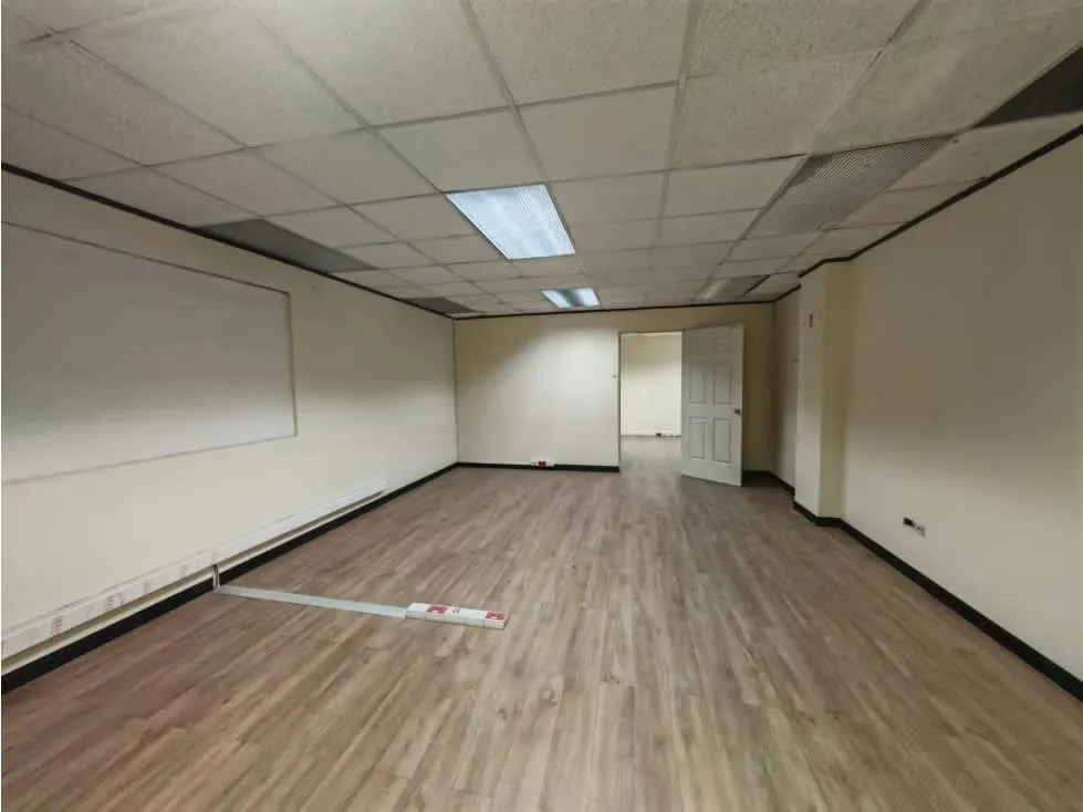 Estas oficinas cuentan con una ubicación privilegiada al estar cerca de núcleos comerciales y ..., photo 7