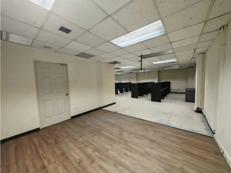 Estas oficinas cuentan con una ubicación privilegiada al estar cerca de núcleos comerciales y ..., photo 10