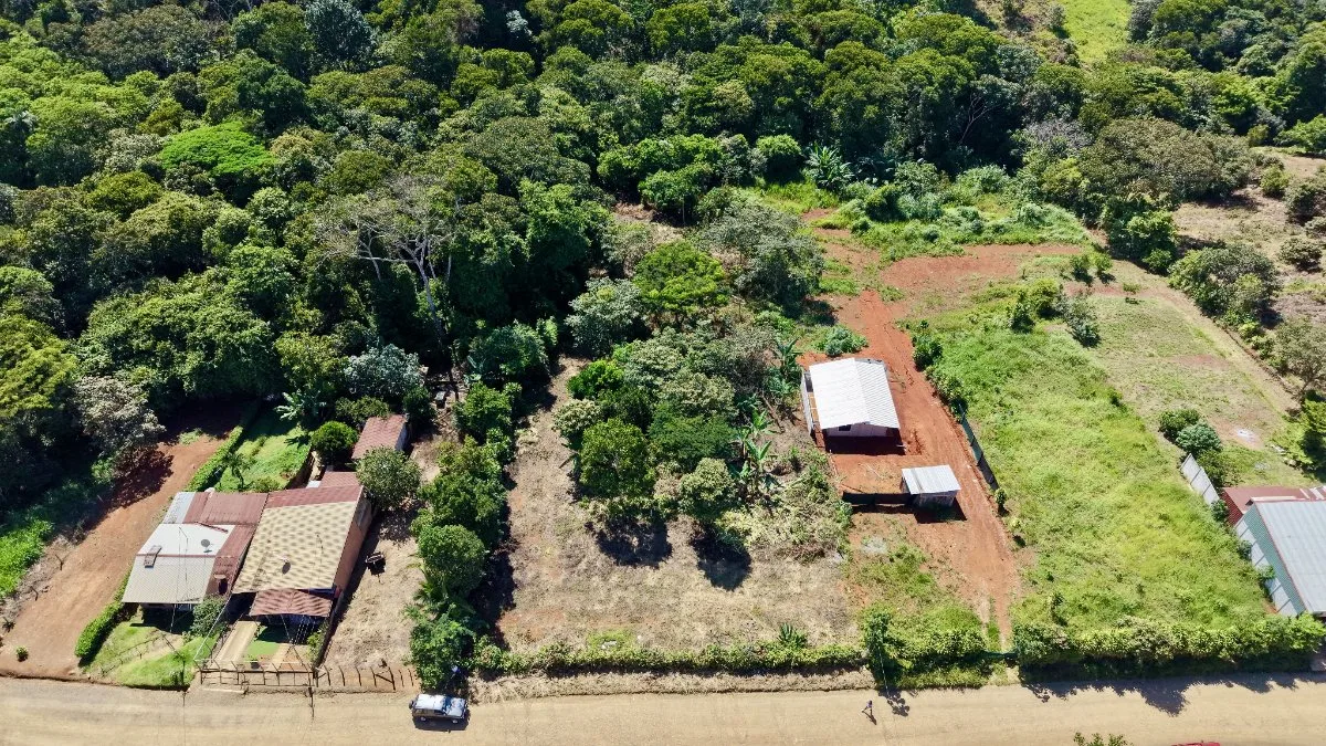VENTA DE LOTE RESIDENCIAL DE 2.218 M2 EN BARRIO JUAN PABLO II - Venta en Pérez Zeledón