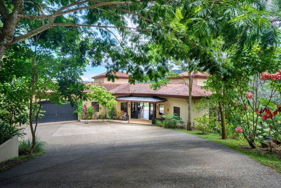 OCEAN, WATERFALL AND JUNGLE VIEWS – THREE HOMES AND FRUIT TREES – 71 ACRES, photo 24