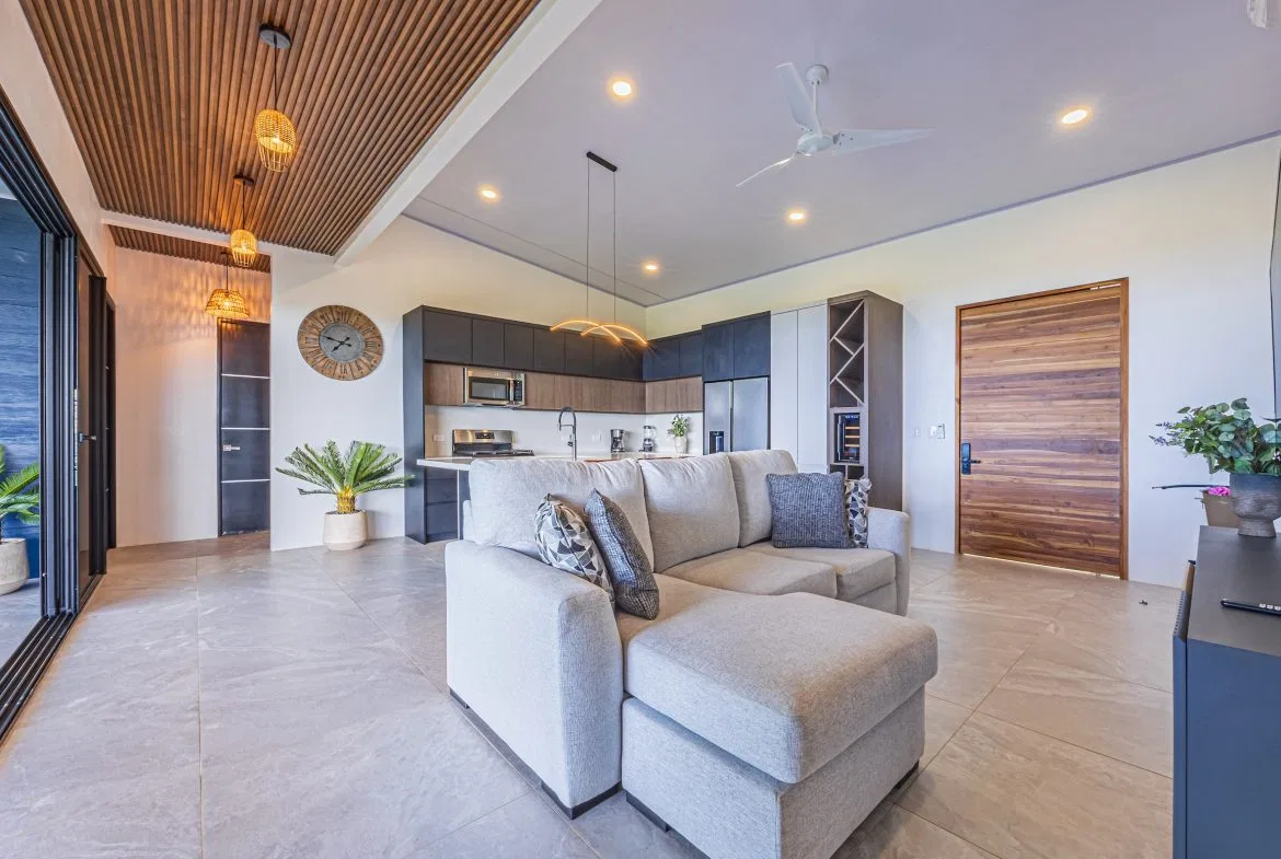 TWO FLOOR PROPERTY WITH VALLEY AND OCEAN VIEWS, IN UVITA – 0.75 ACRES, photo 14