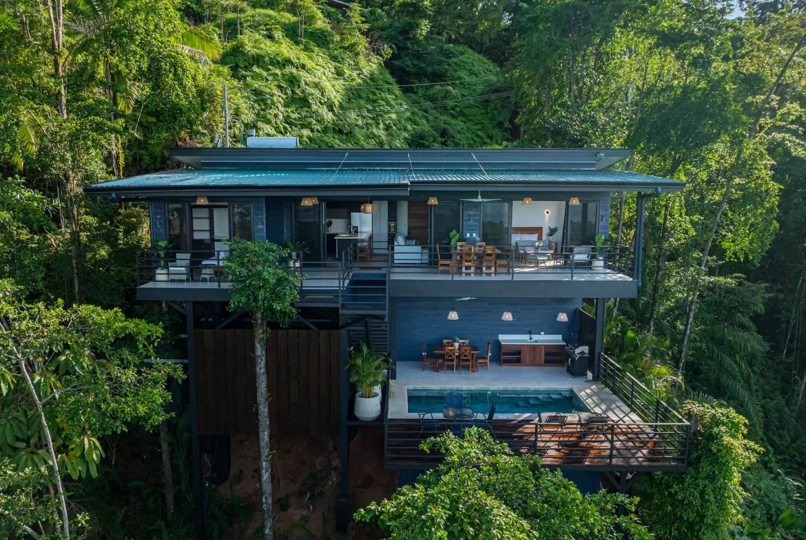 TWO FLOOR PROPERTY WITH VALLEY AND OCEAN VIEWS, IN UVITA – 0.75 ACRES, photo 6