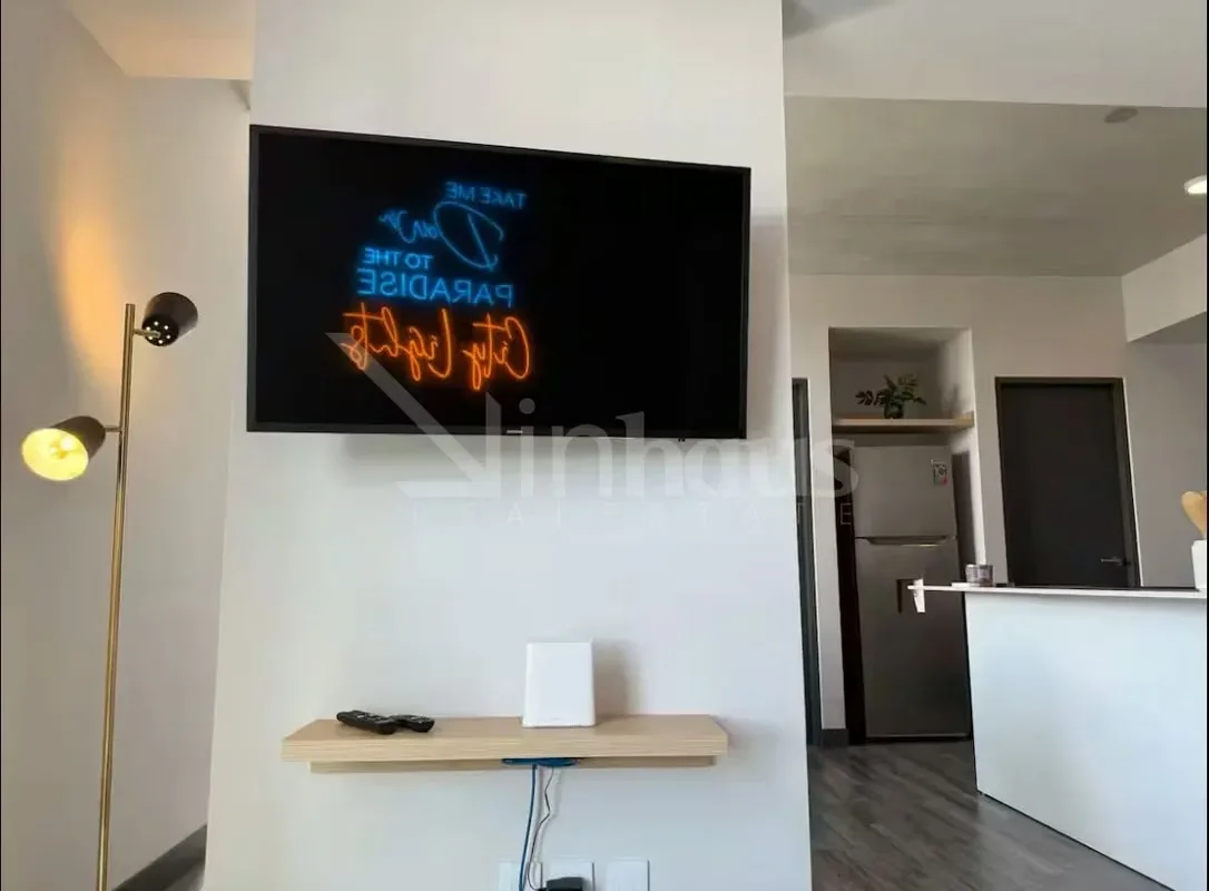 Alquiler de Apartamento amueblado en el piso 22, con espacio de parqueo para un vehículo, cuenta con dos habitaciones, la principal con walk-in closet, baño privado y balcón, la ..., photo 2