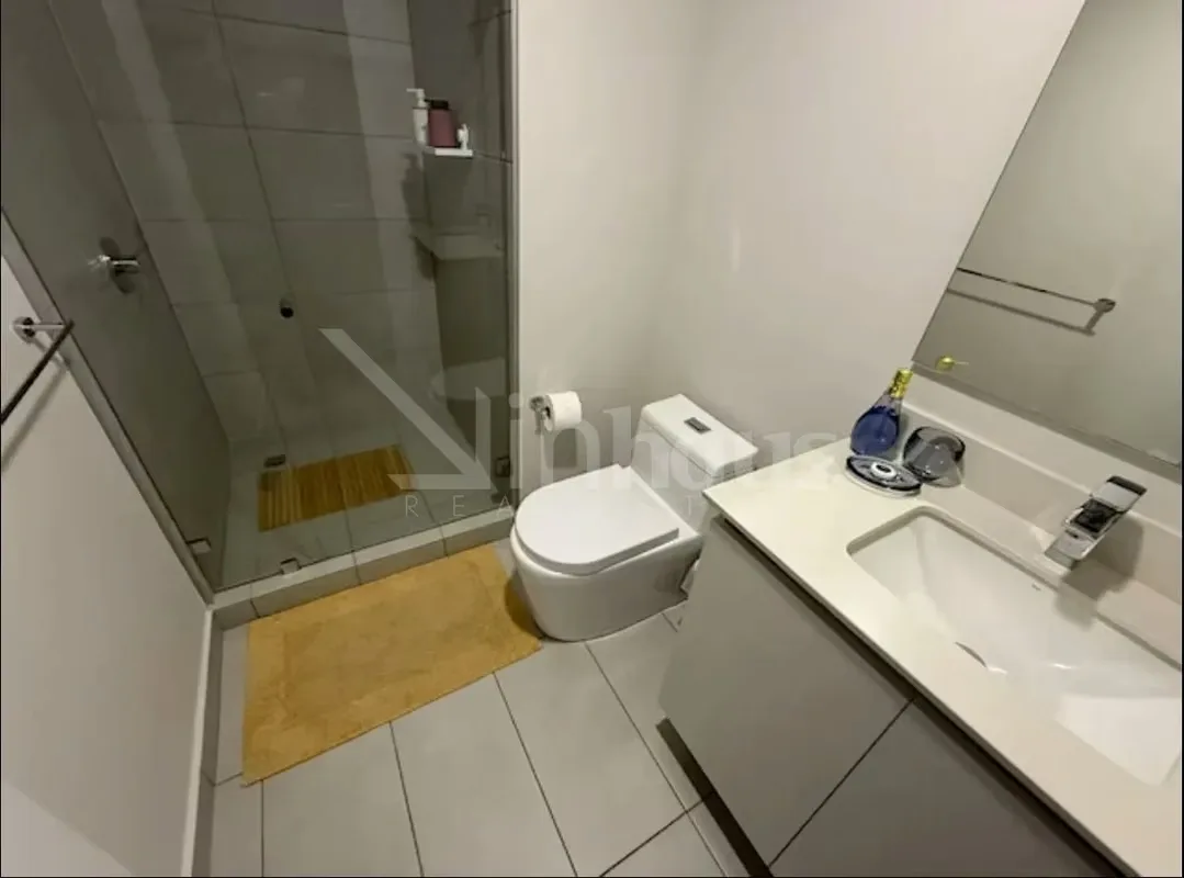 Alquiler de Apartamento amueblado en el piso 22, con espacio de parqueo para un vehículo, cuenta con dos habitaciones, la principal con walk-in closet, baño privado y balcón, la ..., photo 9