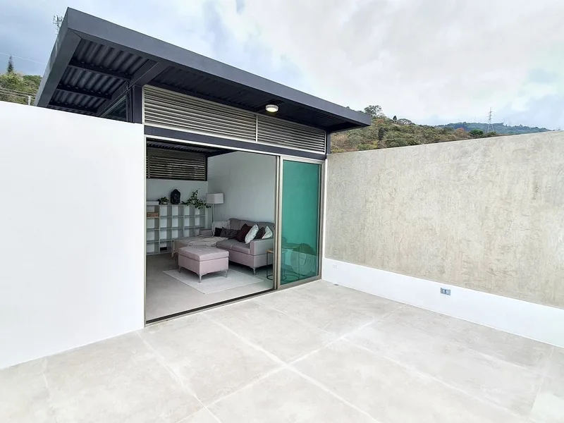 3 Bed Condo For Sale in Escazu