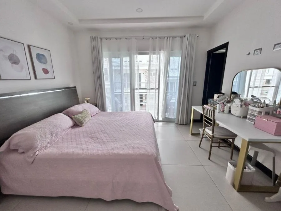 Casa en venta en Santa Ana con vista panorámica, terraza y excelente potencial de inversión #25-1400 - Venta en Santa Ana, photo 4