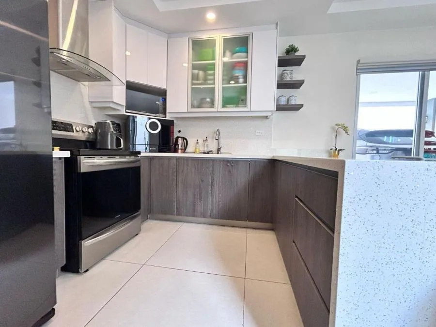 Casa en venta en Santa Ana con vista panorámica, terraza y excelente potencial de inversión #25-1400 - Venta en Santa Ana, photo 5