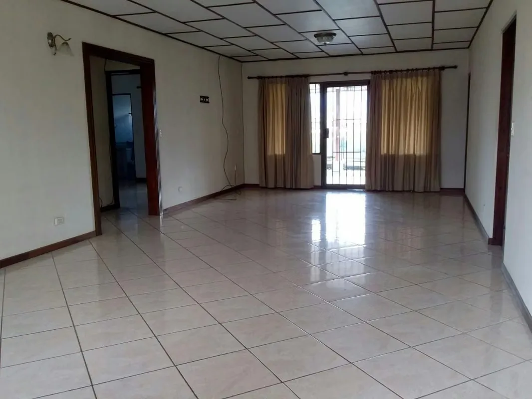 Es uno de los residenciales más exclusivos de la zona. Se ubica en Ciudad Cariari y cuenta con excelente ubicación, cercanía a la ..., photo 11