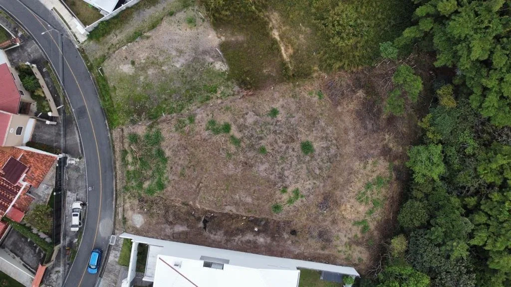Se vende lote en Escazú Centro 26-717 - Venta en Escazú, photo 4