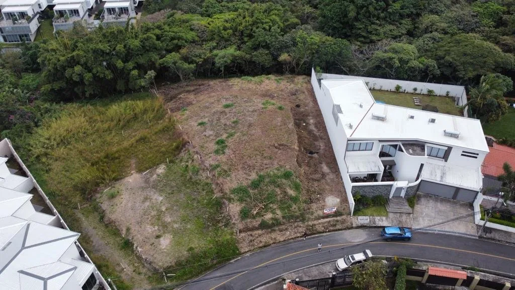 Se vende lote en Escazú Centro 26-717 - Venta en Escazú, photo 9