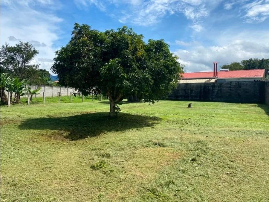 Venta de lote en Santo Domingo de Heredia