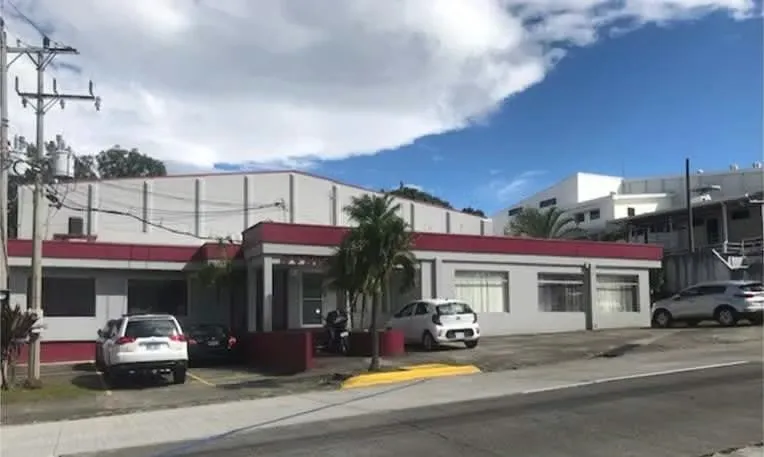 DESCRIPCIÓN DETALLADA: Oficina moderna y funcional ubicada en el Edificio 2A-E ...