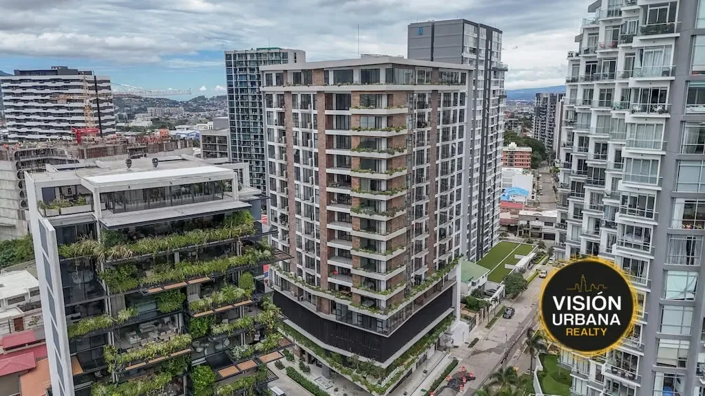 Enjoy a modern and exclusive lifestyle in this spectacular apartment located on the 11th floor of Torre Parkwood., photo 3