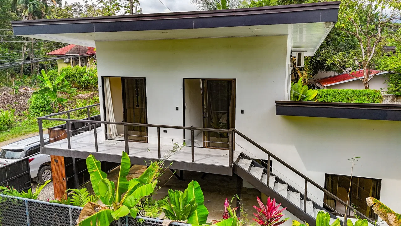 PROPERTY WITH PUBLIC ROAD IN FRONT WITH THREE BEDROOMS AND, IN UVITA – 0.05 ACRES, photo 3