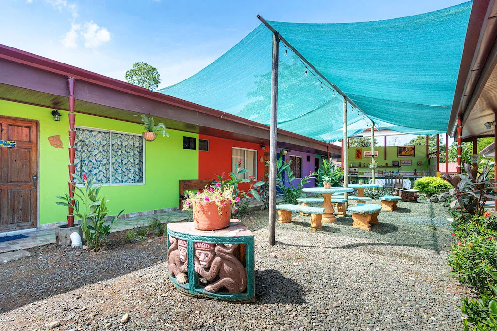 18 BEDROOMS HOTEL IN CENTRAL BAHIA BALLENA – 0.60 ACRES, photo 7