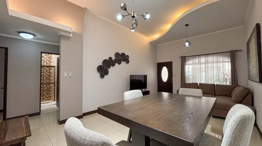 Venta de casa de una planta en condominio Lomas de Montes de Oca, San Rafael, Montes de Oca #FE003 - Venta en San Pedro, photo 2