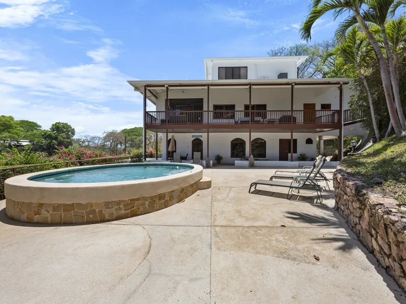 7 Bed Single Family Homes For Sale in Playa Flamingo, photo 2