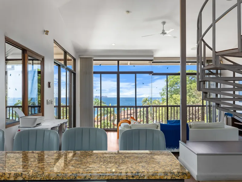 7 Bed Single Family Homes For Sale in Playa Flamingo, photo 8