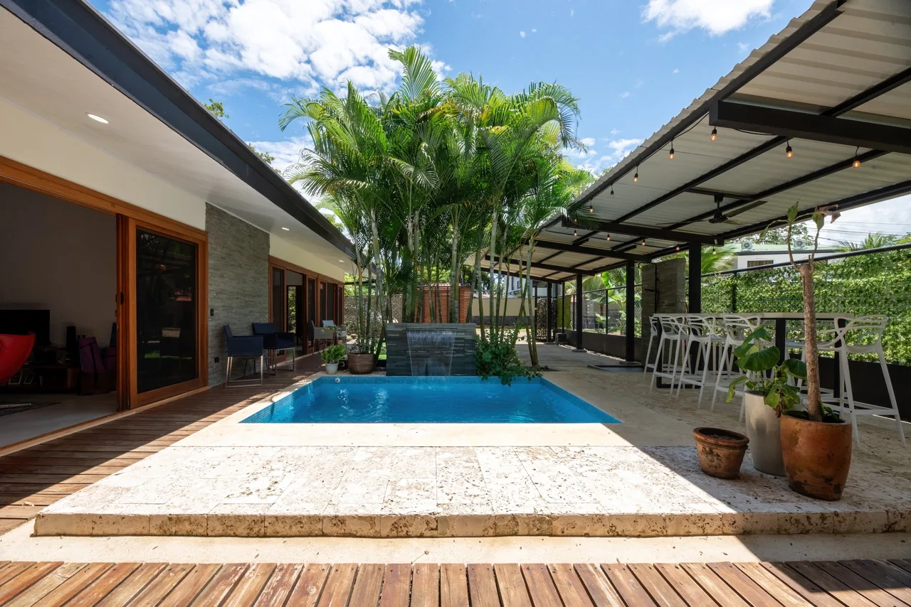 PROPERTY WITH THREE BEDROOM AND POOL, IN BAHIA BALLENA – 0.08 ACRES, photo 4
