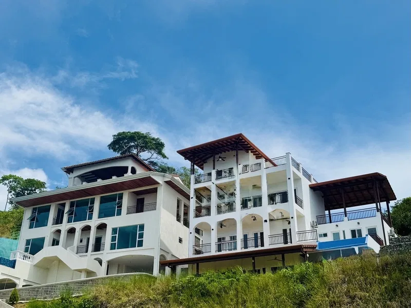 4 Bed Single Family Homes For Sale in Playa Hermosa, photo 11