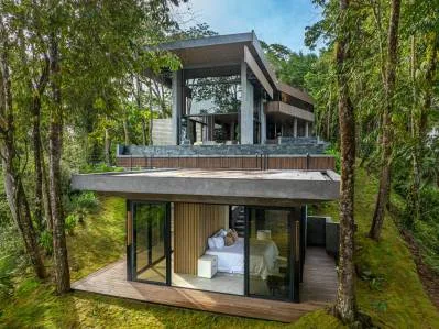 Villa Corazón de la Selva: Prístina casa de lujo con vista al mar