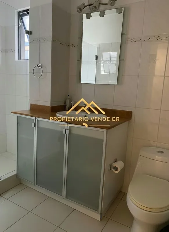 Apartamento amueblado en venta en Trejos Montealegre, Escazú: 2 habitaciones, 2 parqueos y vista a las montañas, photo 2