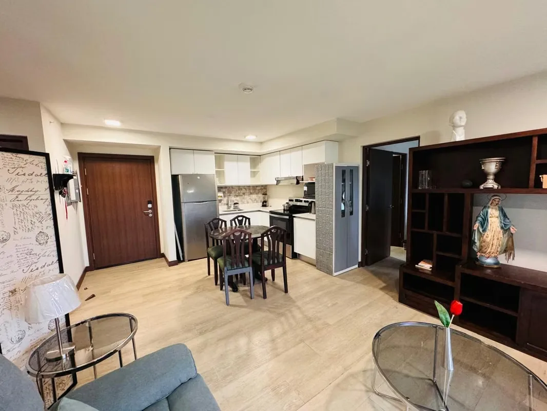 Furnished apartment for rent in condominium in La Uruca with amenities