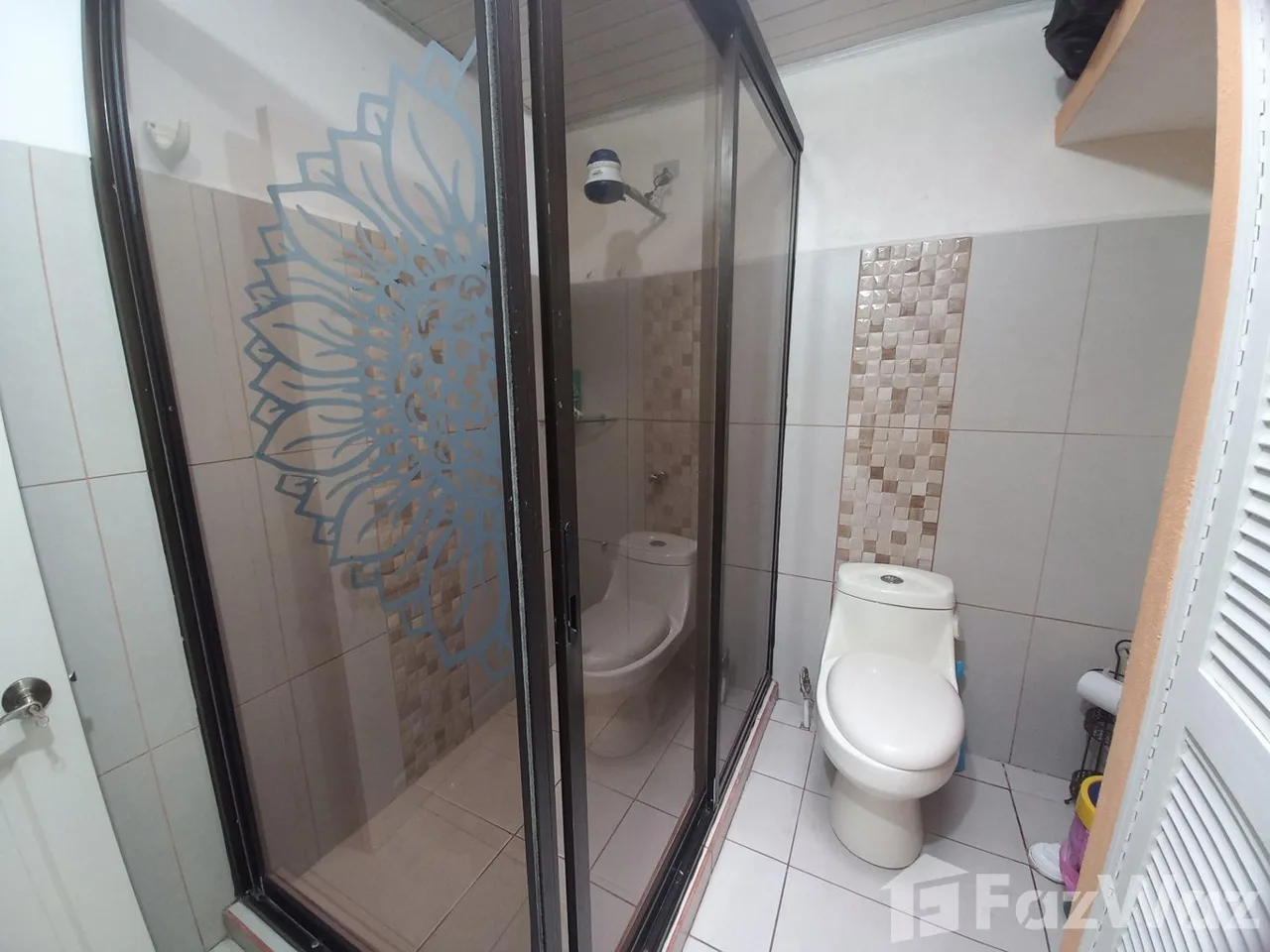 4 Bedroom House for Sale at Goicochea for $102,000, photo 7