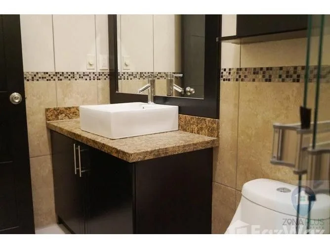 2 Bedroom Apartment for Sale at 100m del Boulevard Ernesto Rohrmoser for $115,000, photo 5