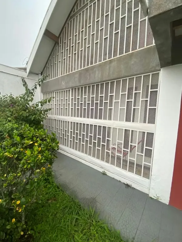 The building comprises four apartments and each of them has two bedrooms, a bathroom, a dining room with an integrated kitchen, a laundry room, a backyard and a front garden., photo 10